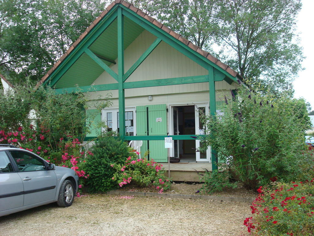 Village-Chalets Le Ru Du Pre Deux Rivieres Pokój zdjęcie