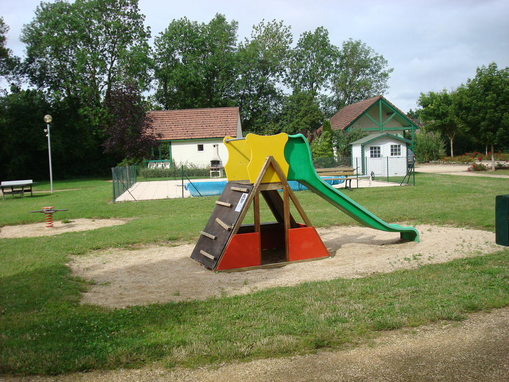 Village-Chalets Le Ru Du Pre Deux Rivieres Pokój zdjęcie