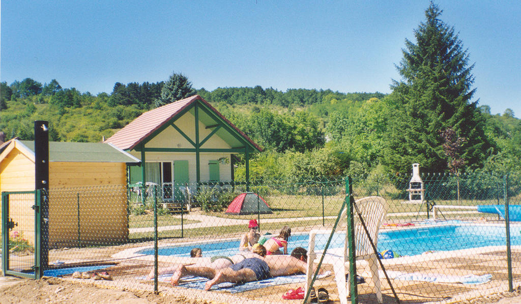 Village-Chalets Le Ru Du Pre Deux Rivieres Zewnętrze zdjęcie
